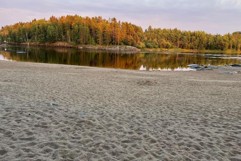 Holiday home Attraktiv & Smart Funkishytte Pa Nes Strandhager. *