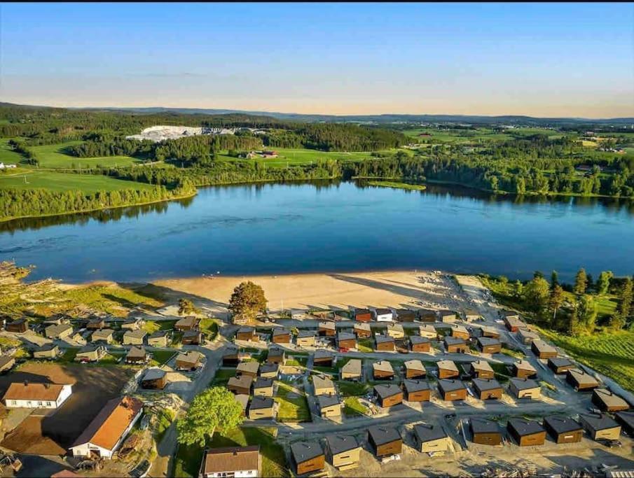 Holiday home Attraktiv & Smart Funkishytte Pa Nes Strandhager.